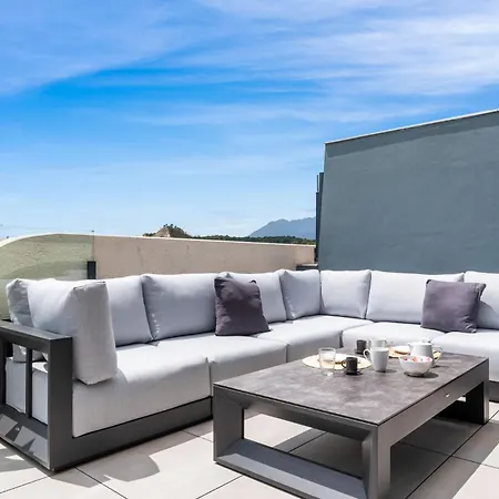 Vivi Homes - Bachata * Estepona